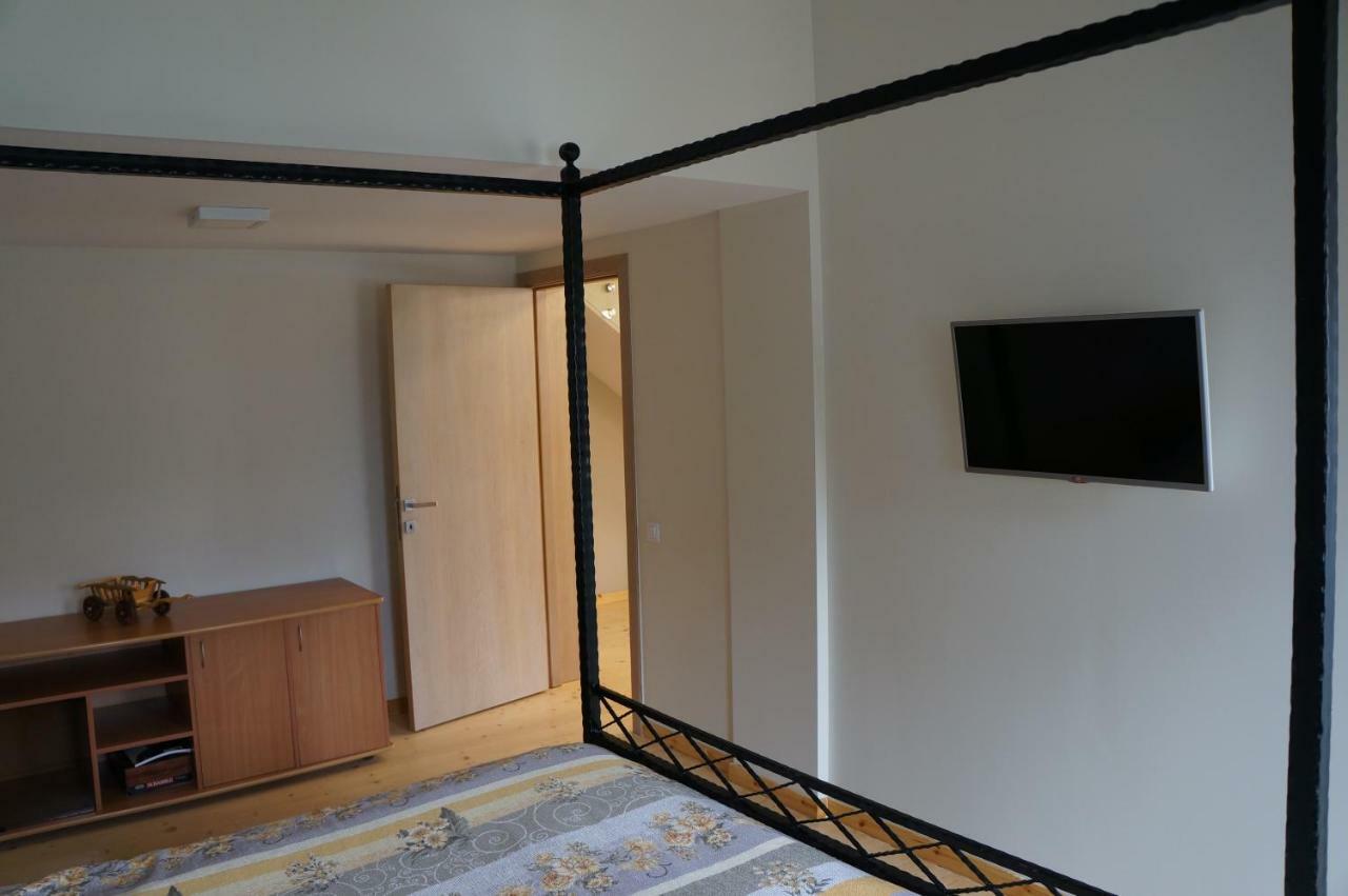 Апартаменты Leisure Apartmens Брашов Экстерьер фото